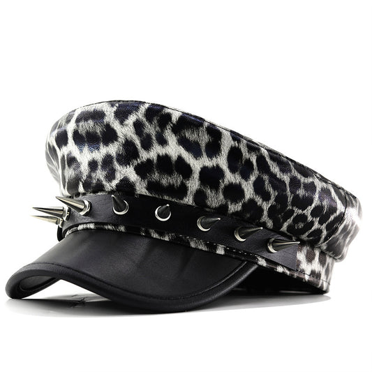 Boina tachas animal print gris