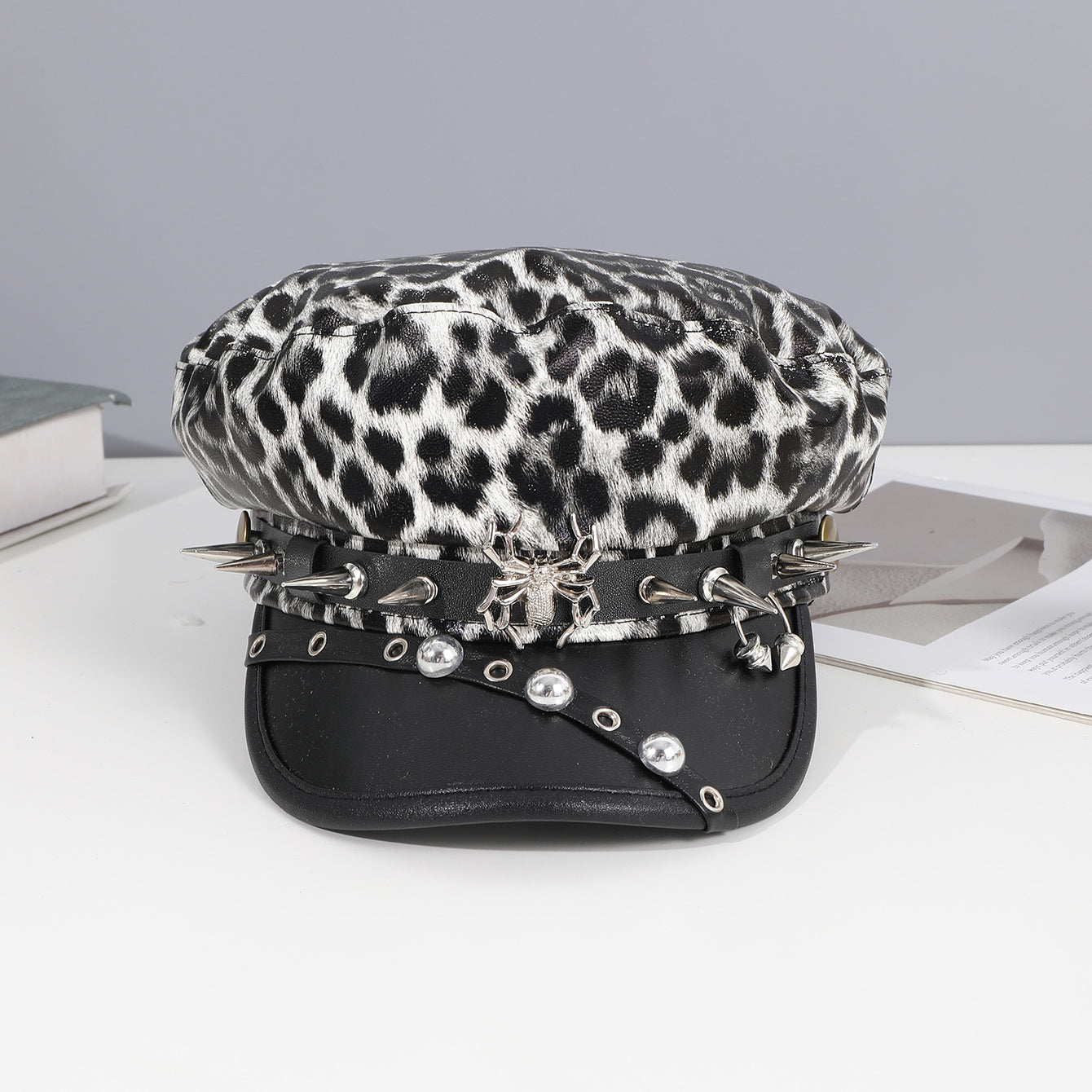 Boinas Visera punk animal print
