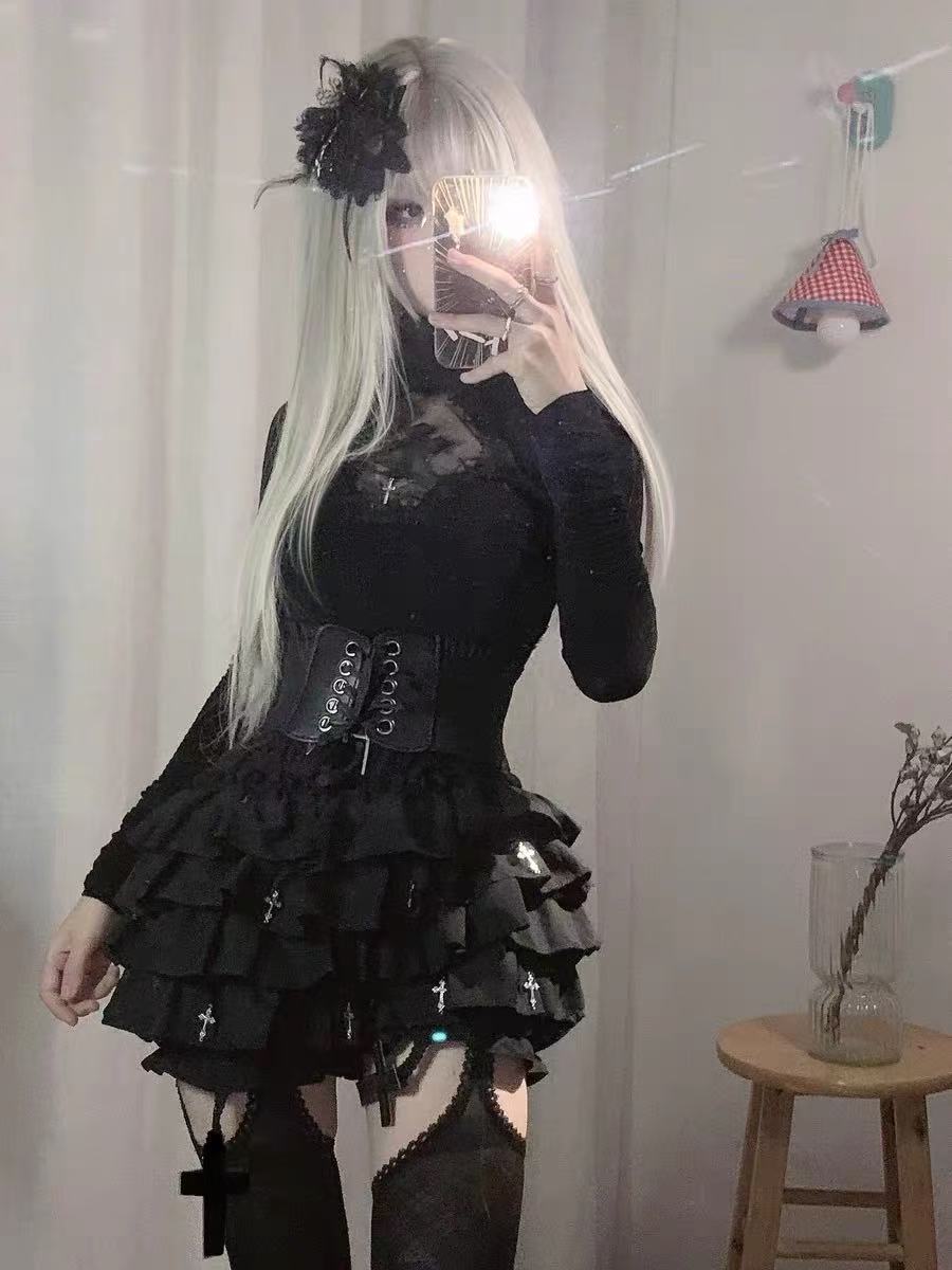 Falda Short vuelitos goth