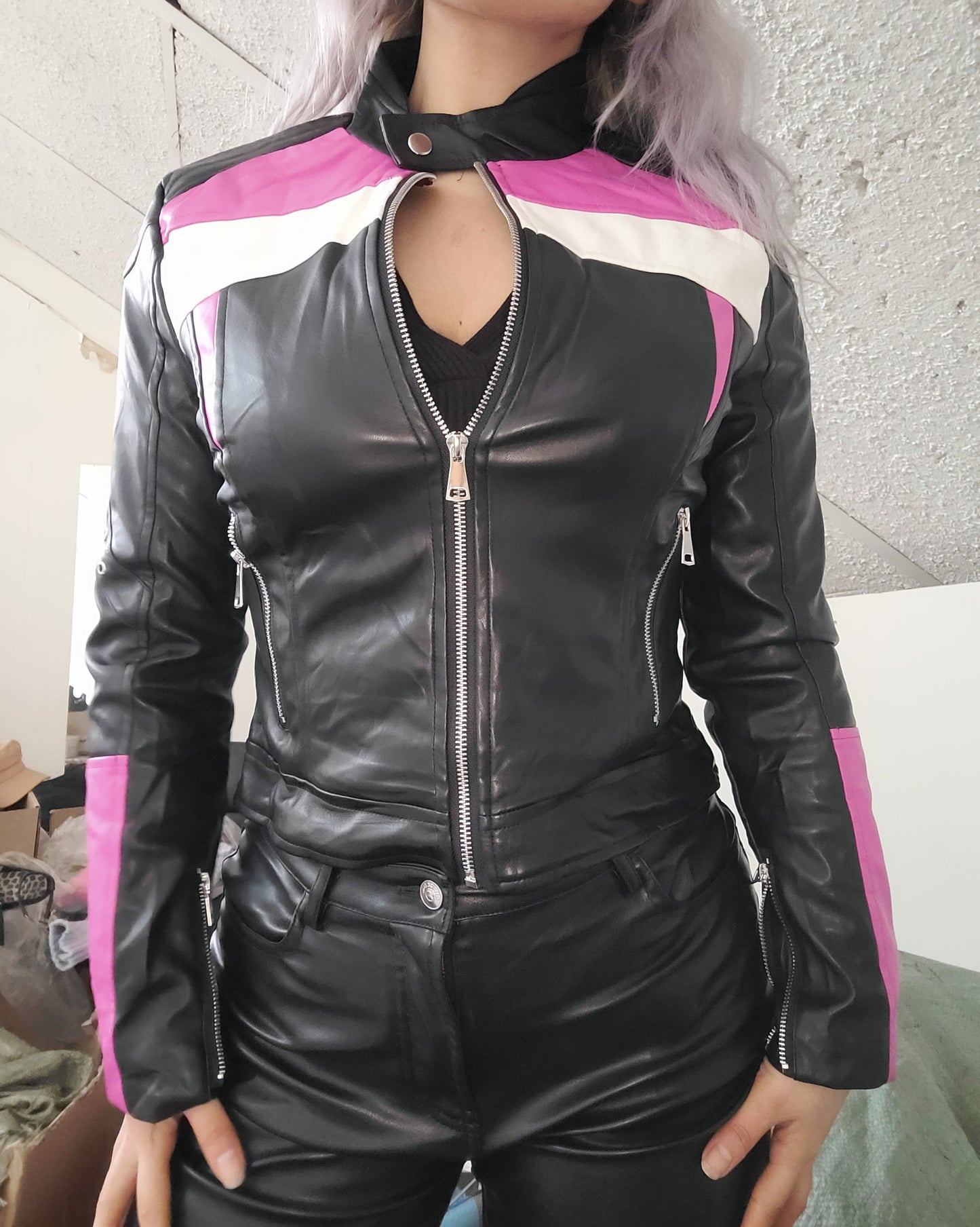 Moto jacket fucsia eco-cuero