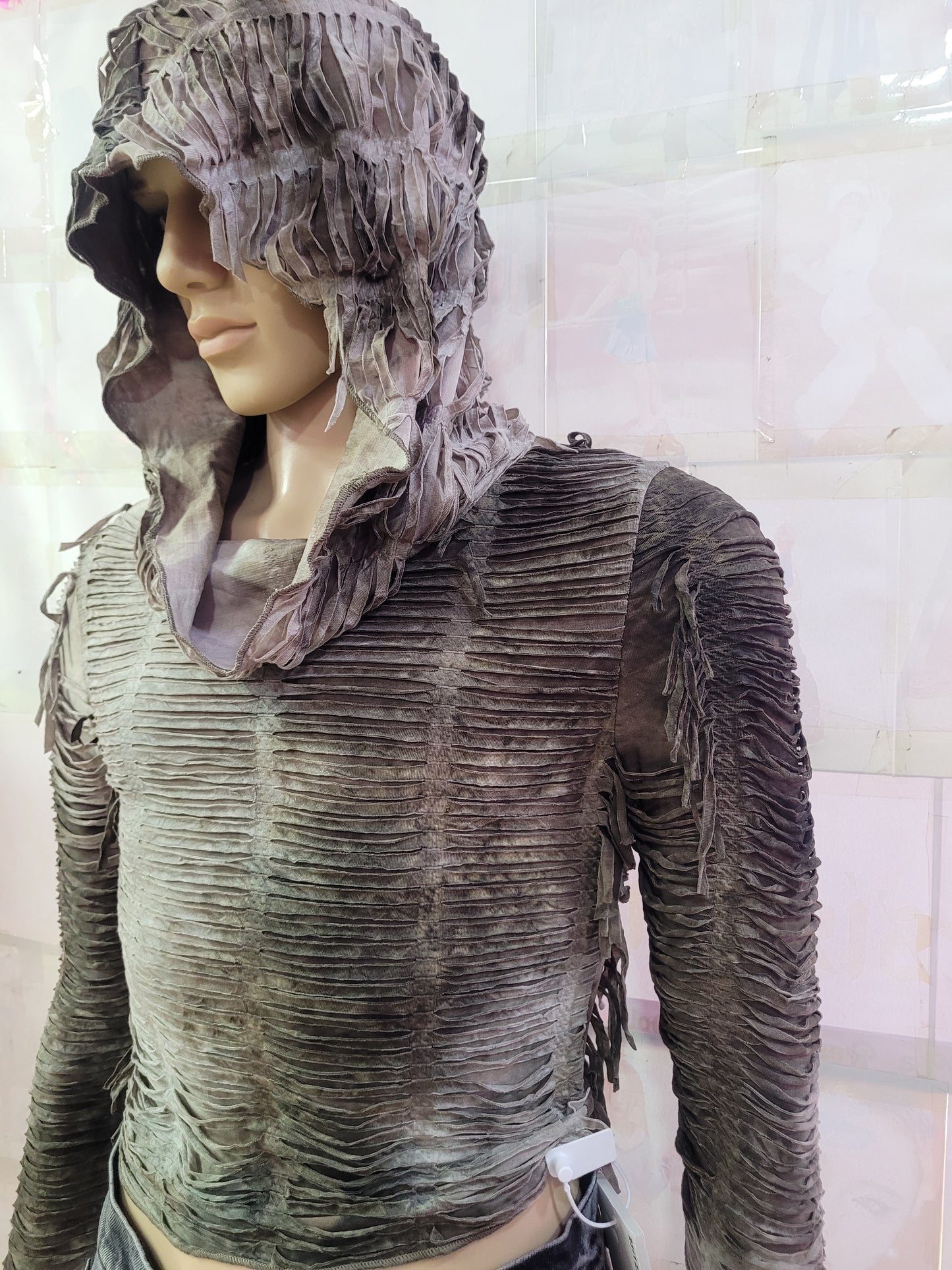 Hoodie distressed capucha