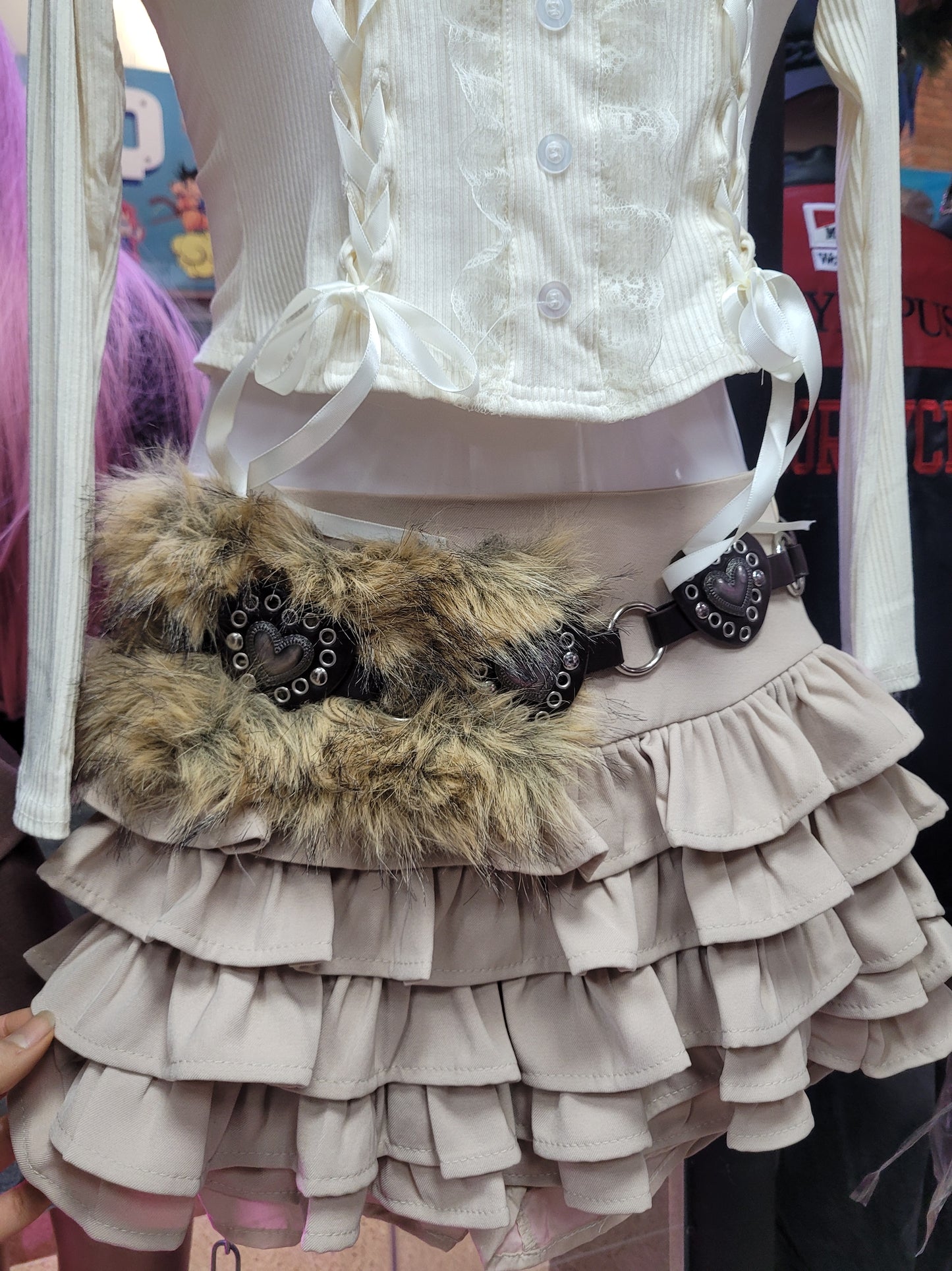 Cinturores peludos y2k