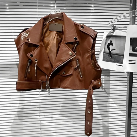 Chaqueta cropped rockera biker