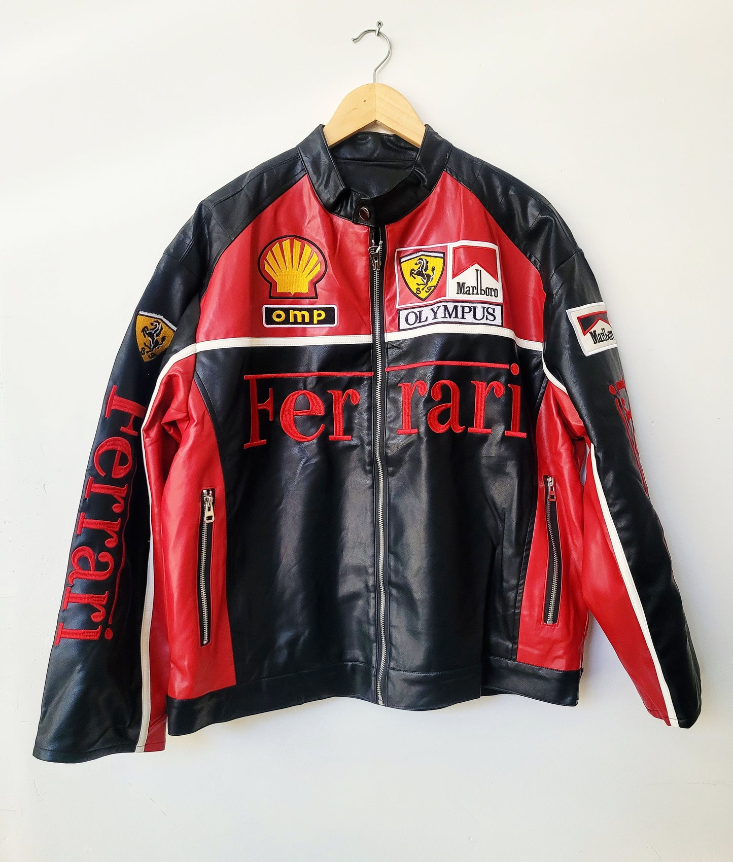 FERRARI F1 Jacket roja exclusiva