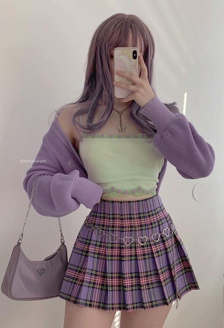 falda escosesa morada
